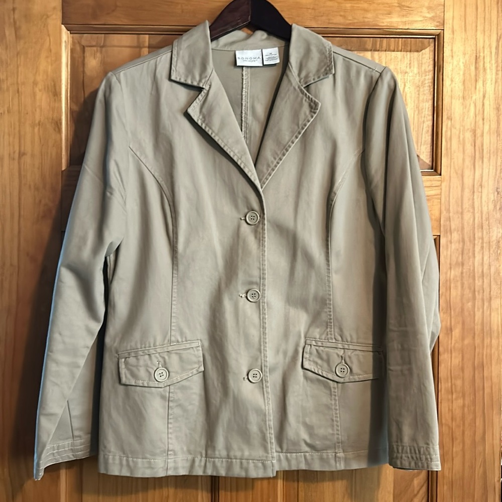 Sonoma button up tan jacket size medium
